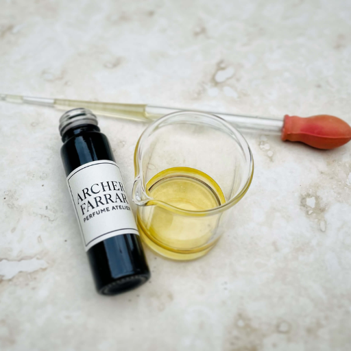 How Do Perfumers Choose Between Oil and Alcohol